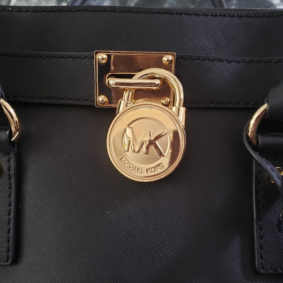 Michael Kors Nouveau Hamilton Large Satchel (2015) - Picture 2 of 5